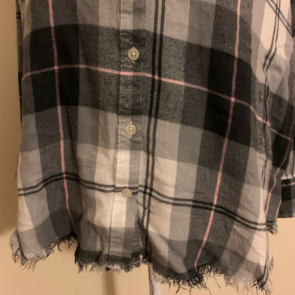 Aerie- Black/White Button Down Flannel - Picture 2 of 8